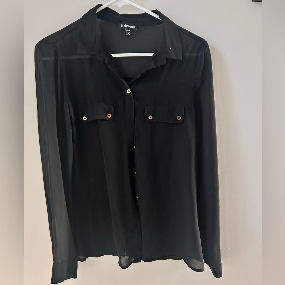 Le Chateau Classic Black Top